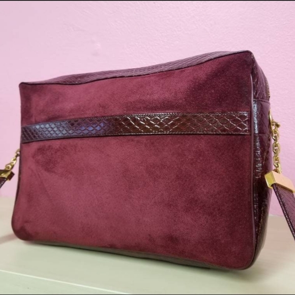 KORET SUEDE PURSE VINTAGE RED BURGUNDY 80S FAUX SNAKESKIN RETRO CHIC GOLD 70S - Picture 3 of 9